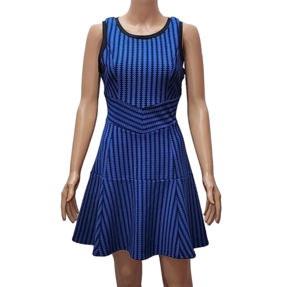 Esley Dresses & Skirts - Esley Women'’s Sleeveless Fit &‎ Flare Dress Size S Stretch Black/Blue Geometric